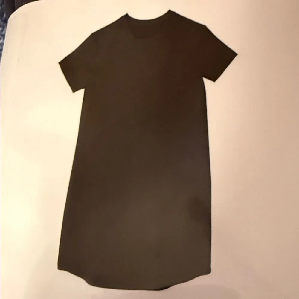 Chic Black Midi Dress - Picture 3 of 7